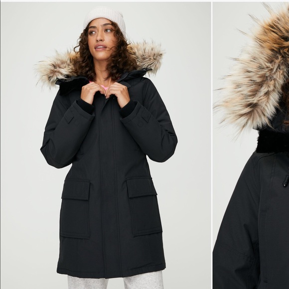 Aritzia TNA Bancroft Parka in Black Size Large